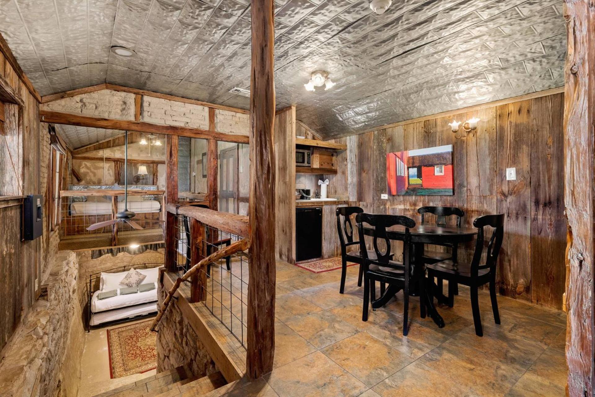#6 The Root Cellar At Garrison In Gruene Villa New Braunfels Exteriör bild